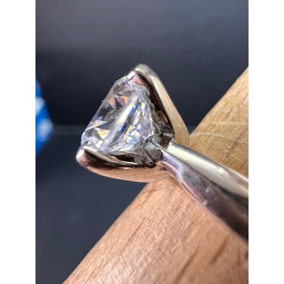 Vintage CZ solitaire sterling silver ring size 7 - Picture 10 of 15